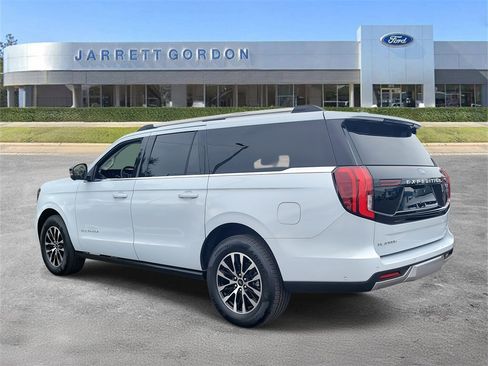 Used 2025 Ford Expedition Max Platinum image 3