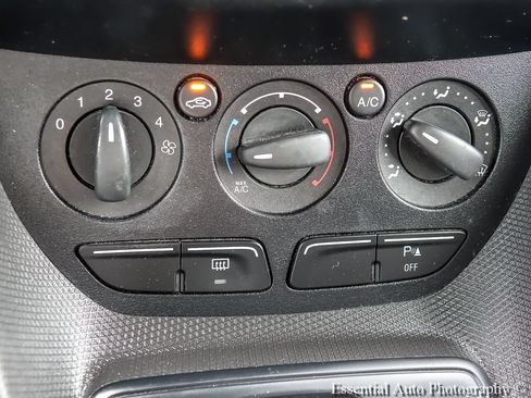 Used 2018 Ford Transit Connect XL FWD image 16