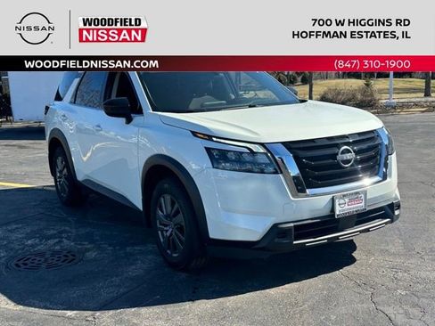 Certified 2024 Nissan Pathfinder S image 3