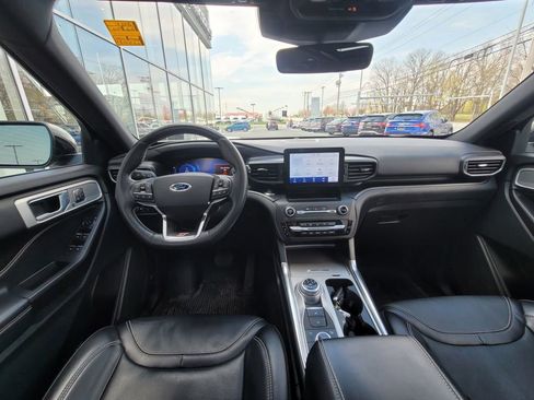 Used 2020 Ford Explorer ST w/ ST Street Pack image 14