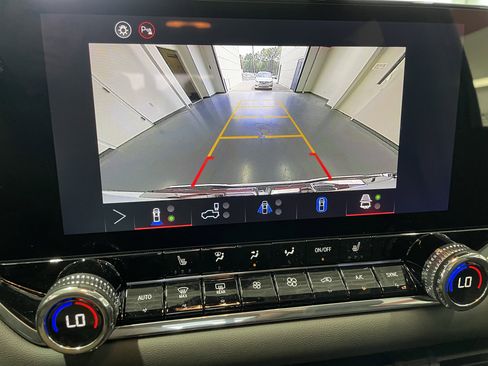 New 2026 GMC Canyon Elevation w/ Convenience Package image 18