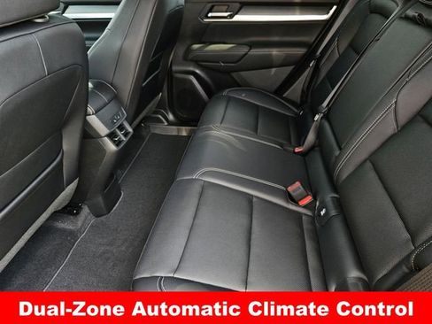 New 2026 GMC Terrain Elevation w/ Elevation Premium Package image 18