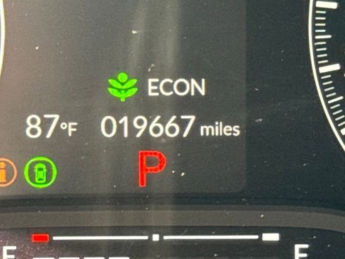 Used 2025 Honda Civic Sport image 10