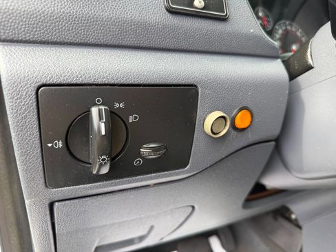 Used 2012 Ford Transit Connect XLT FWD image 19