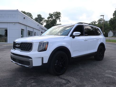 Used 2023 Kia Telluride EX X-Line AWD/4WD image 3