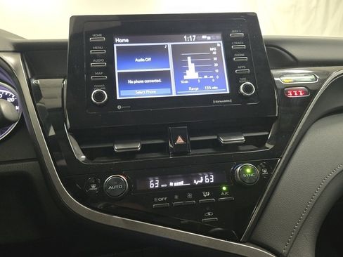 Used 2024 Toyota Camry LE image 25
