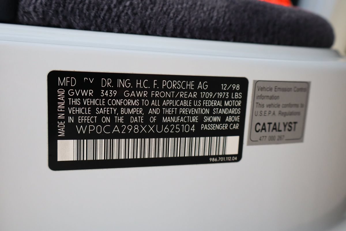 Used 1999 Porsche Boxster RWD image 48