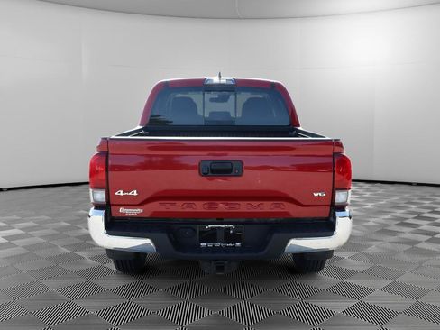Used 2019 Toyota Tacoma SR5 AWD/4WD image 6