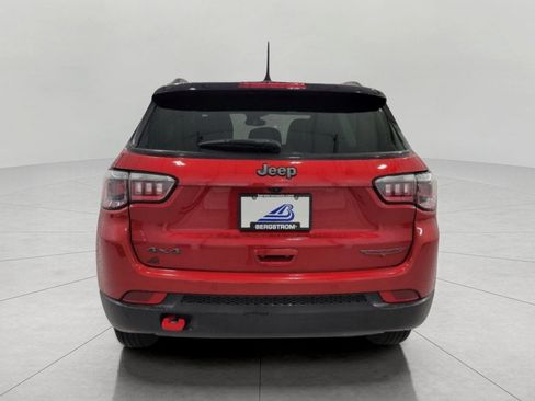 Used 2025 Jeep Compass Trailhawk AWD/4WD image 78