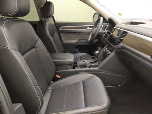 Used 2022 Volkswagen Atlas SE FWD image 21