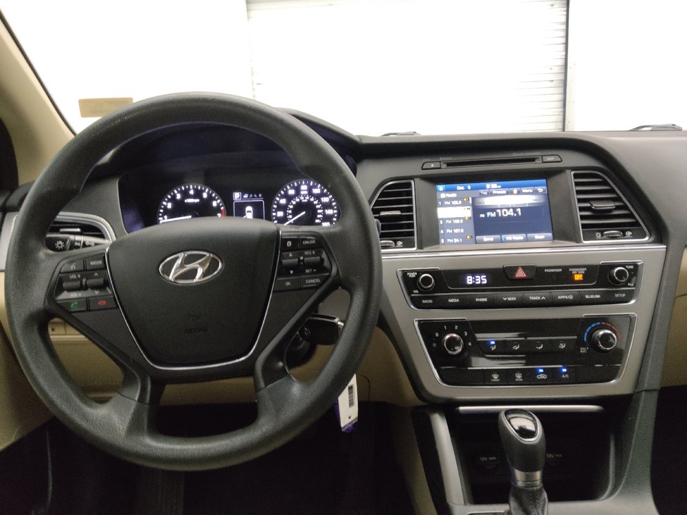 Used 2017 Hyundai Sonata SE FWD image 22