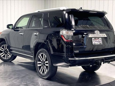Used 2021 Toyota 4Runner Limited AWD/4WD image 12