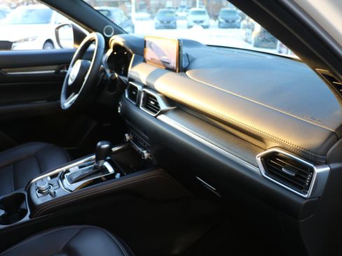 Certified 2025 MAZDA CX-5 Signature image 8