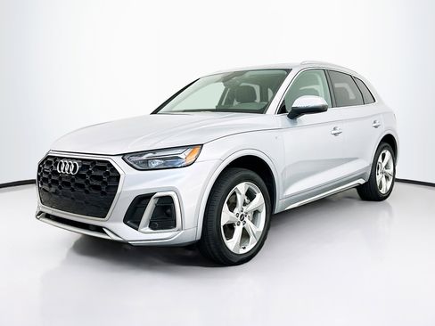 Used 2022 Audi Q5 2.0T Premium Plus w/ Premium Plus Package image 3