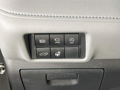 Used 2023 Toyota Highlander Platinum AWD/4WD image 10