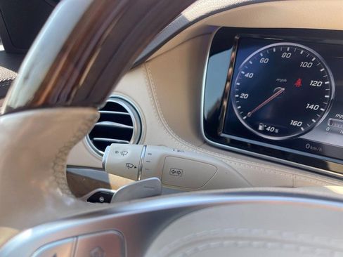 Used 2015 Mercedes-Benz S 550 Sedan image 24