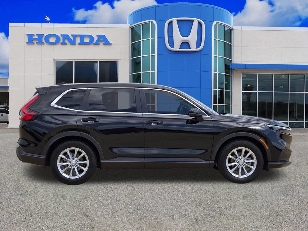 Used 2025 Honda CR-V EX image 2