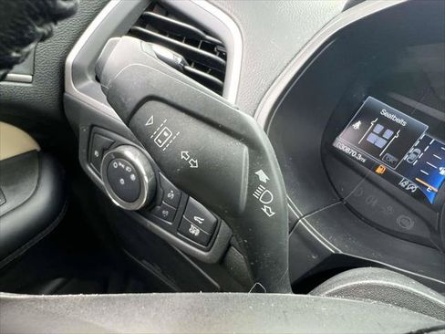 Used 2022 Ford Edge SEL w/ Convenience Package AWD/4WD image 30