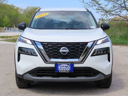 Used 2023 Nissan Rogue S AWD/4WD image 14