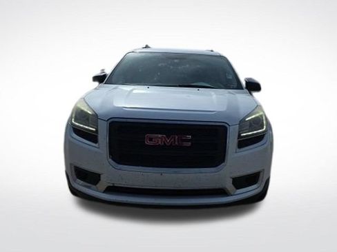 Used 2016 GMC Acadia SLE FWD image 2