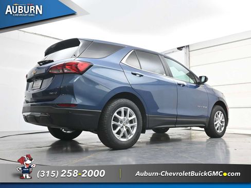 Used 2024 Chevrolet Equinox LT AWD/4WD image 25