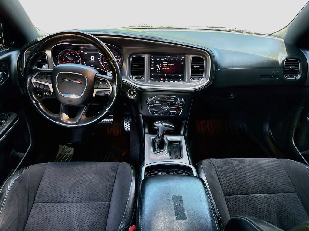 Used 2019 Dodge Charger Scat Pack w/ Dynamics Package RWD image 25