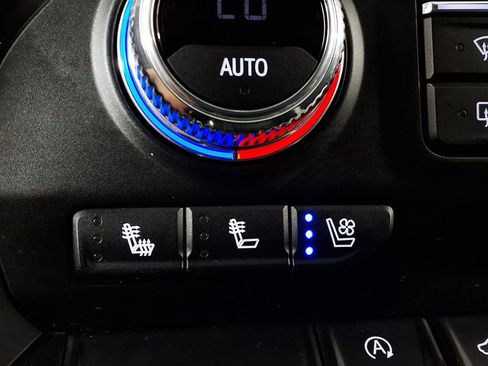 Used 2021 GMC Sierra 1500 SLT RWD image 15