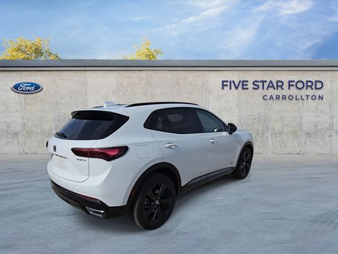 Used 2024 Buick Envision Sport Touring image 8