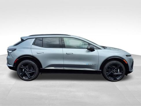 New 2025 Chevrolet Equinox EV RS w/ Active Safety Package 3 AWD/4WD image 3