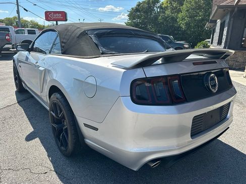 Used 2013 Ford Mustang GT Premium w/ Electronics Pkg RWD image 2