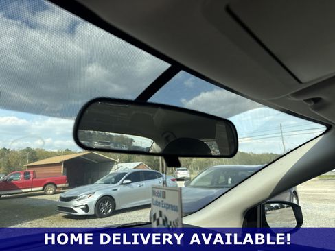 Used 2019 Nissan Sentra S image 16