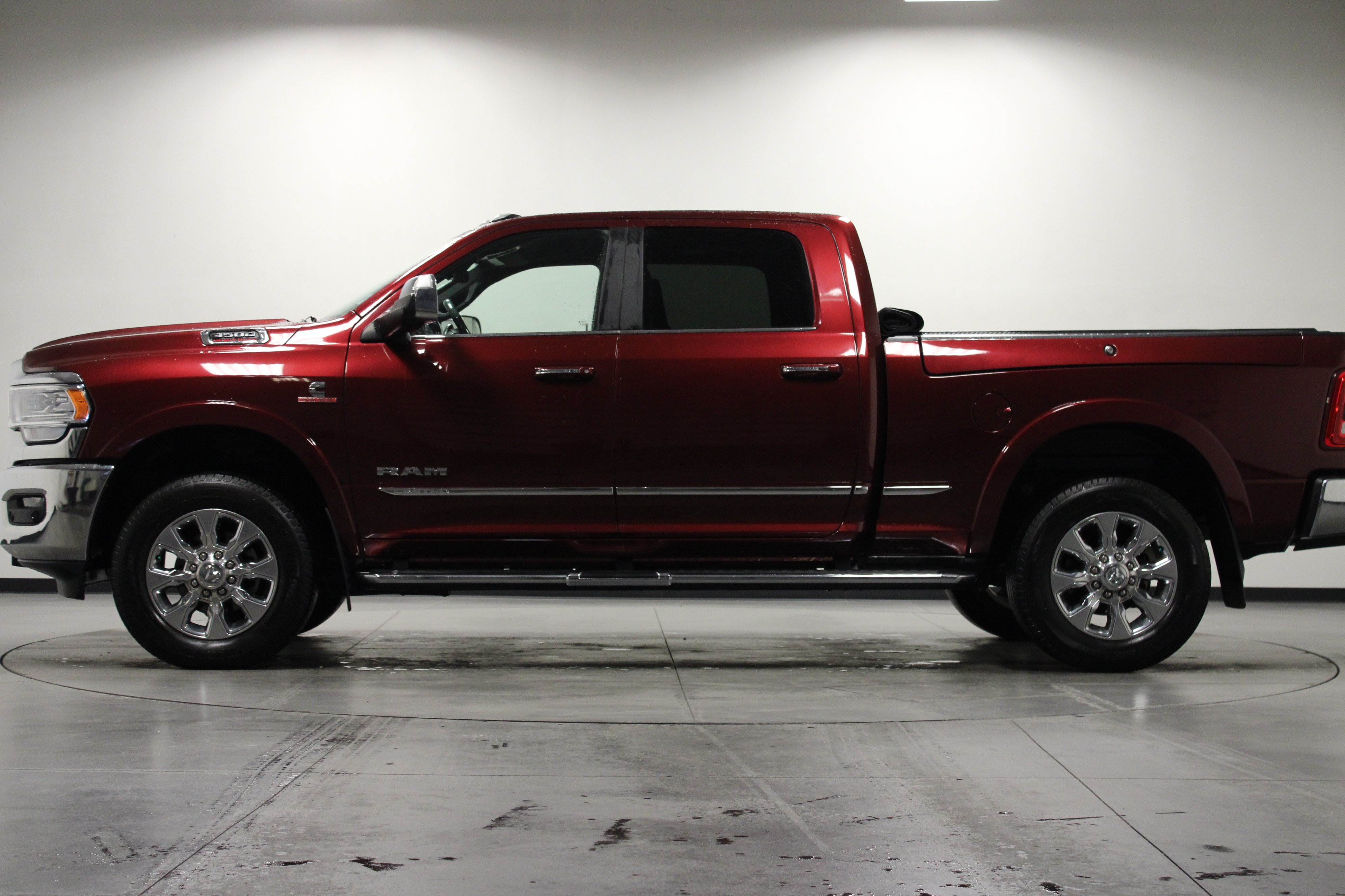 Used 2020 RAM 3500 Limited AWD/4WD image 7