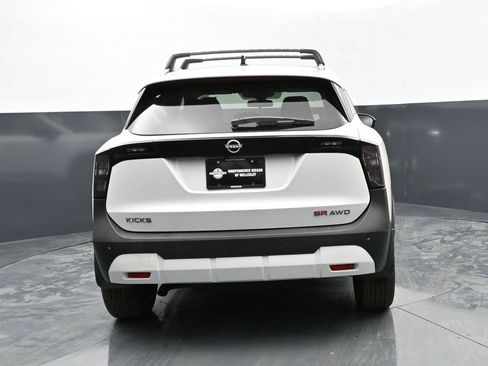 New 2026 Nissan Kicks SR w/ SR Premium Package image 6