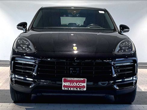 Used 2021 Porsche Cayenne E-Hybrid Coupe AWD/4WD image 13