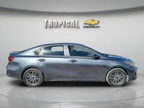 Used 2024 Kia Forte GT-Line w/ GT-Line Premium Package image 6