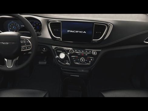 New 2027 Chrysler Pacifica Select FWD image 5