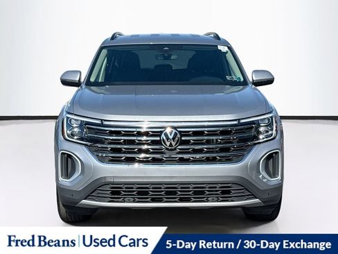 Used 2026 Volkswagen Atlas SE AWD/4WD image 2