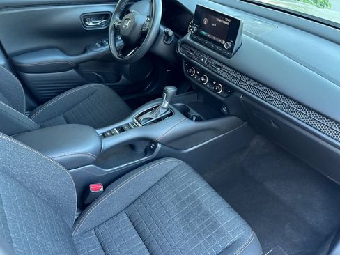 Used 2024 Honda HR-V Sport image 15