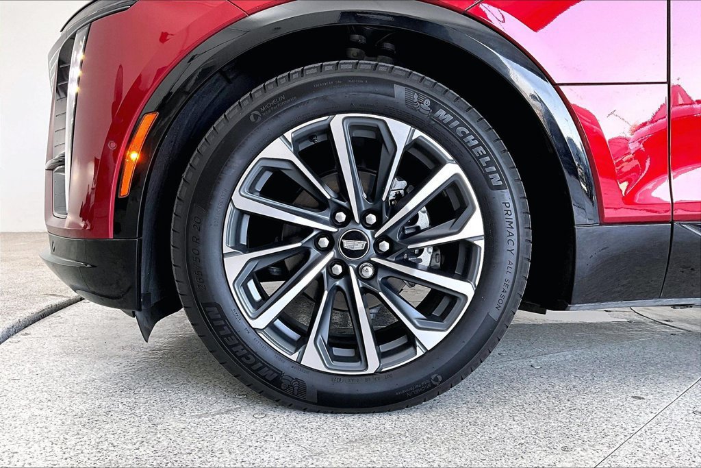 Used 2025 Cadillac Lyriq Sport RWD image 11