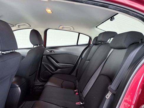 Used 2017 MAZDA MAZDA3 Sport FWD image 11