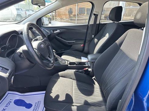 Used 2018 Ford Focus SEL w/ Cold Weather Package FWD image 10