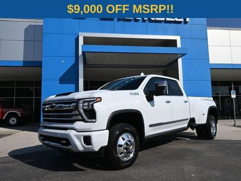 New 2026 Chevrolet Silverado 3500 High Country w/ Technology Package AWD/4WD image 1
