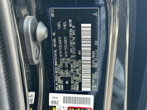 Certified 2022 Toyota Sienna XLE AWD/4WD image 30
