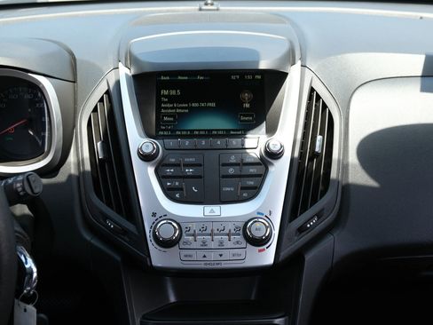 Used 2016 Chevrolet Equinox LS FWD image 22