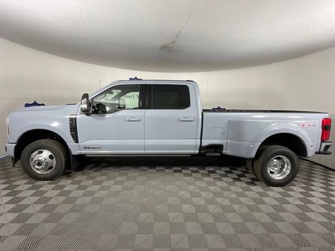 New 2026 Ford F350 Platinum image 6