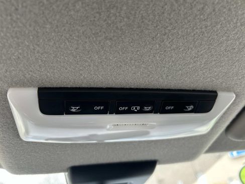 Certified 2024 Nissan Kicks S image 32