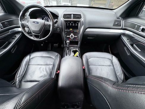 Used 2019 Ford Explorer Sport w/ Equipment Group 401A AWD/4WD image 24