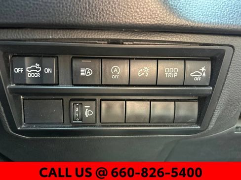 Used 2023 Toyota Tundra SR5 w/ SR5 Convenience Package AWD/4WD image 11