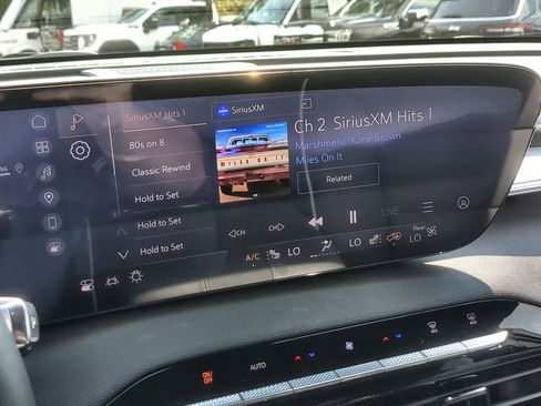 New 2025 Buick Enclave Preferred w/ Power Package image 13