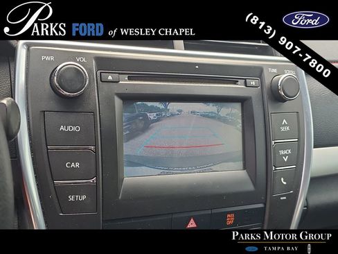 Used 2015 Toyota Camry SE FWD image 21